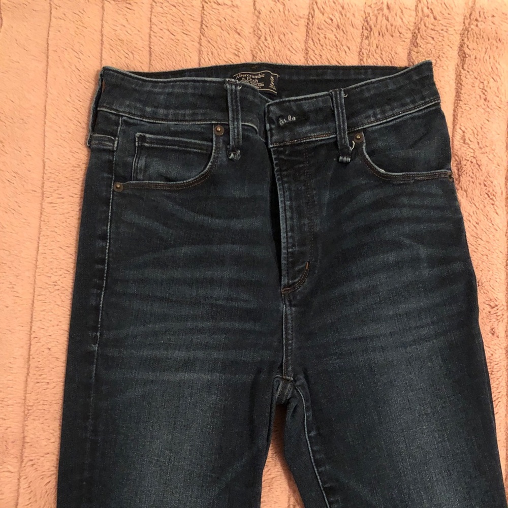 Abercrombie jeans